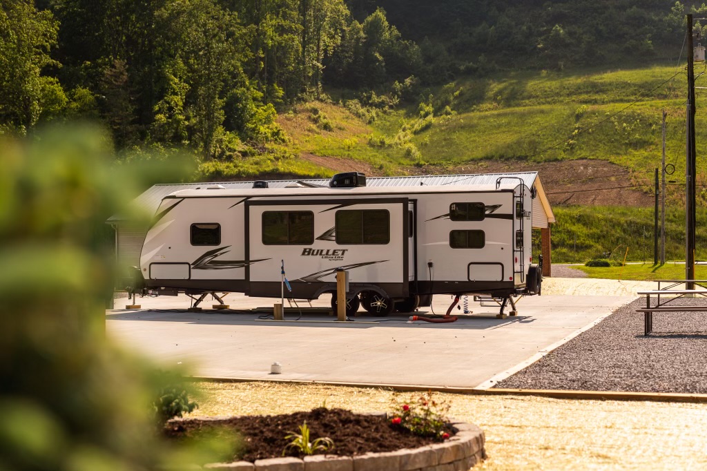 Let Us Host Your Journeys to <bt> Extraordinary Places